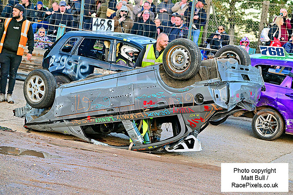 251025-78