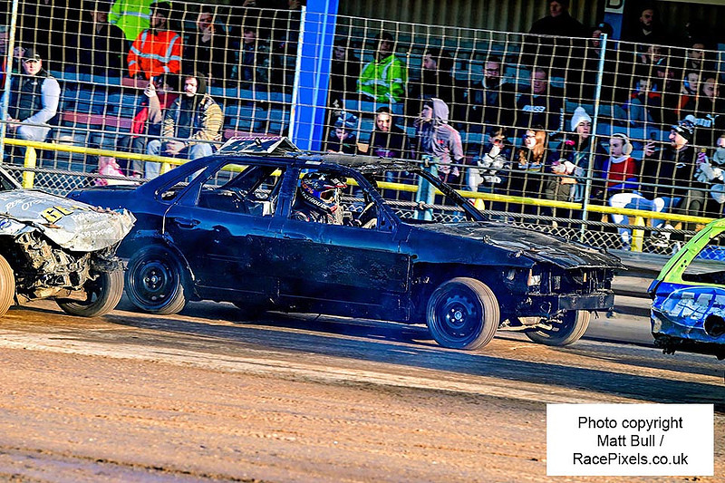 RacePixels | Unlimited National Bangers Christmas Cash-In
