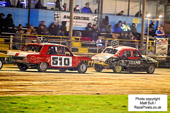 070326-585