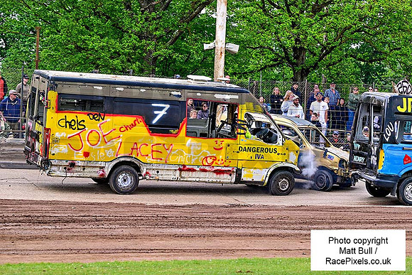 040526-308