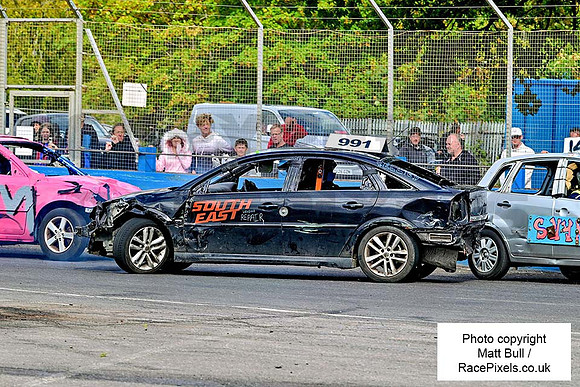 300826-328