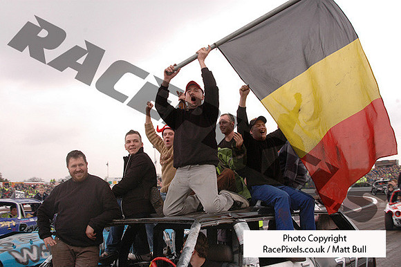 copyrightmattbull07112004 (798)